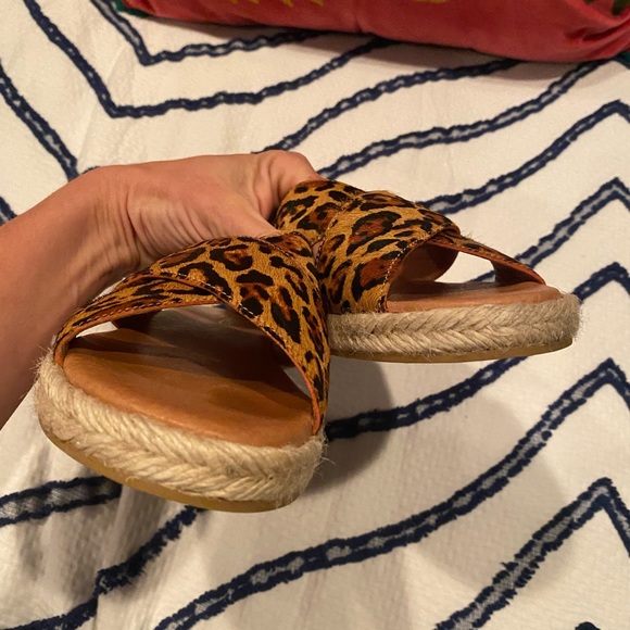 J/Slides leopard Reva slide 8 - Picture 5 of 5